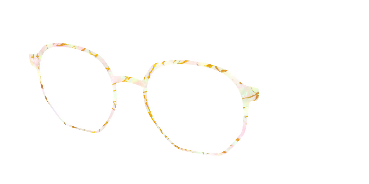The Opalescent Pearl with Gold Streaks