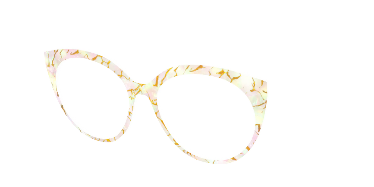 The Opalescent Pearl with Gold Streaks
